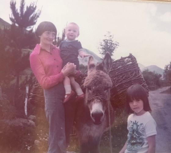 E11 - Connemara childhood
