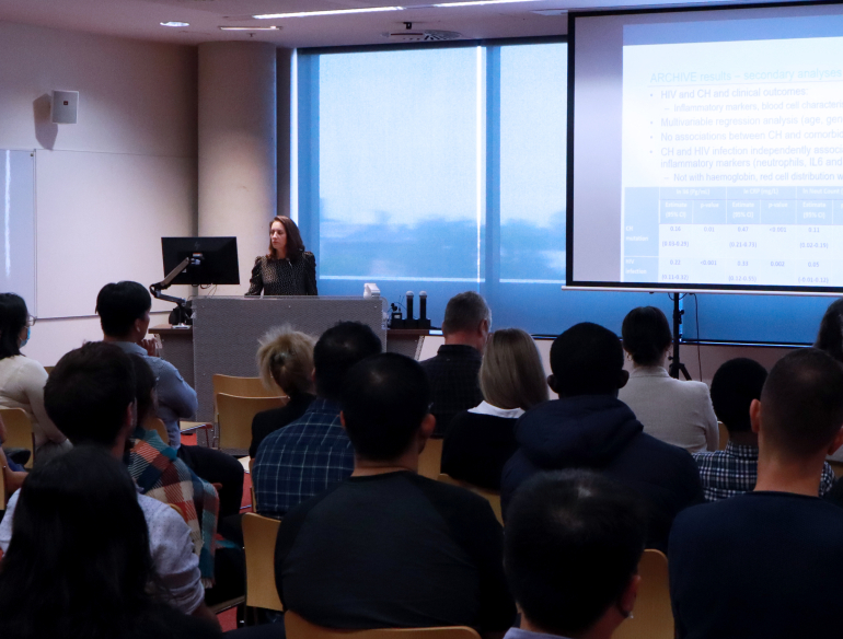 Nila Dharan delivering the Kirby Institute Postgraduate Student Prize 2022.